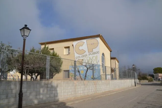 Imagen: Mural del Colegio Cavall Verd de La Vall de Laguar