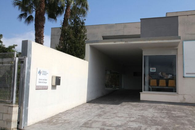 Imagen: Exterior del centro de salud de Gata de Gorgos