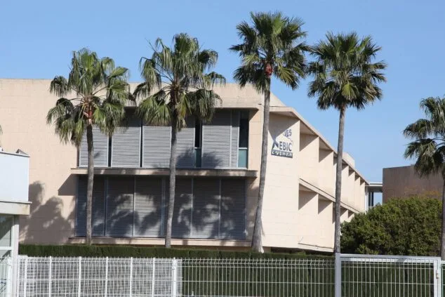 Imagen: Exterior del Instituto Xebic de Ondara
