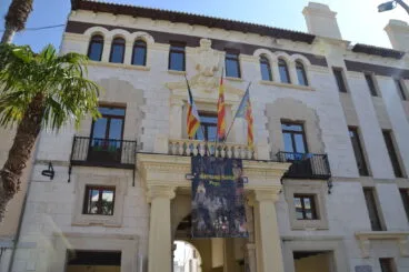 Fachada del ayuntamiento de Pego