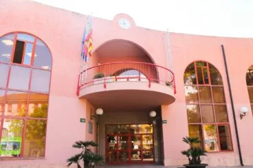 Exterior del ayuntamiento de Teulada Moraira