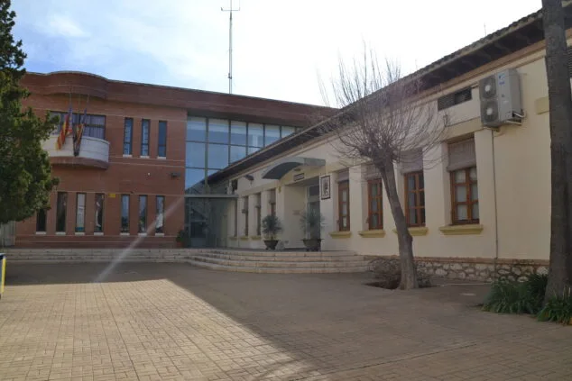 exterior ayuntamiento xalo