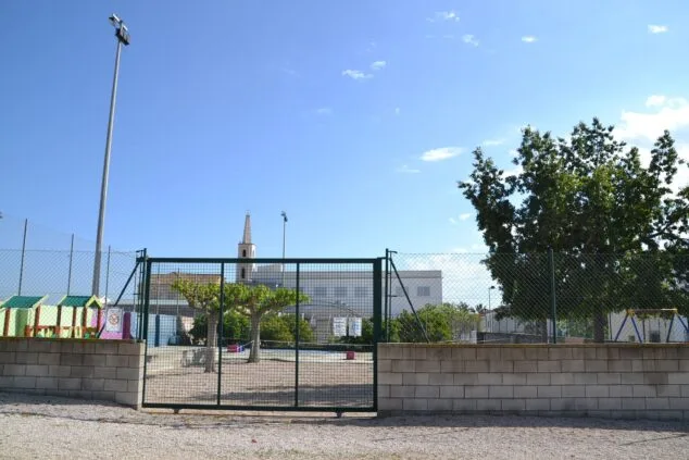 exterior colegio sant antoni pego