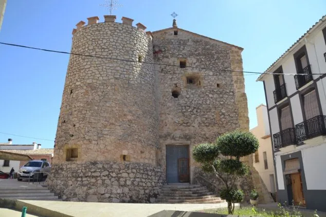 exterior iglesia murla