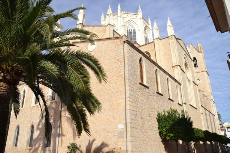 Exterior de la Iglesia de la Puríssima Xiqueta de Benissa