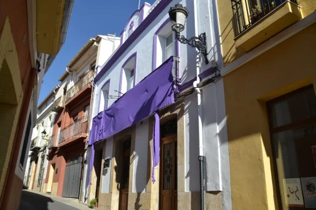 fachada ayuntamiento parcent