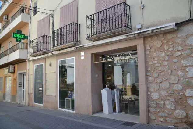 farmacia llorca pego