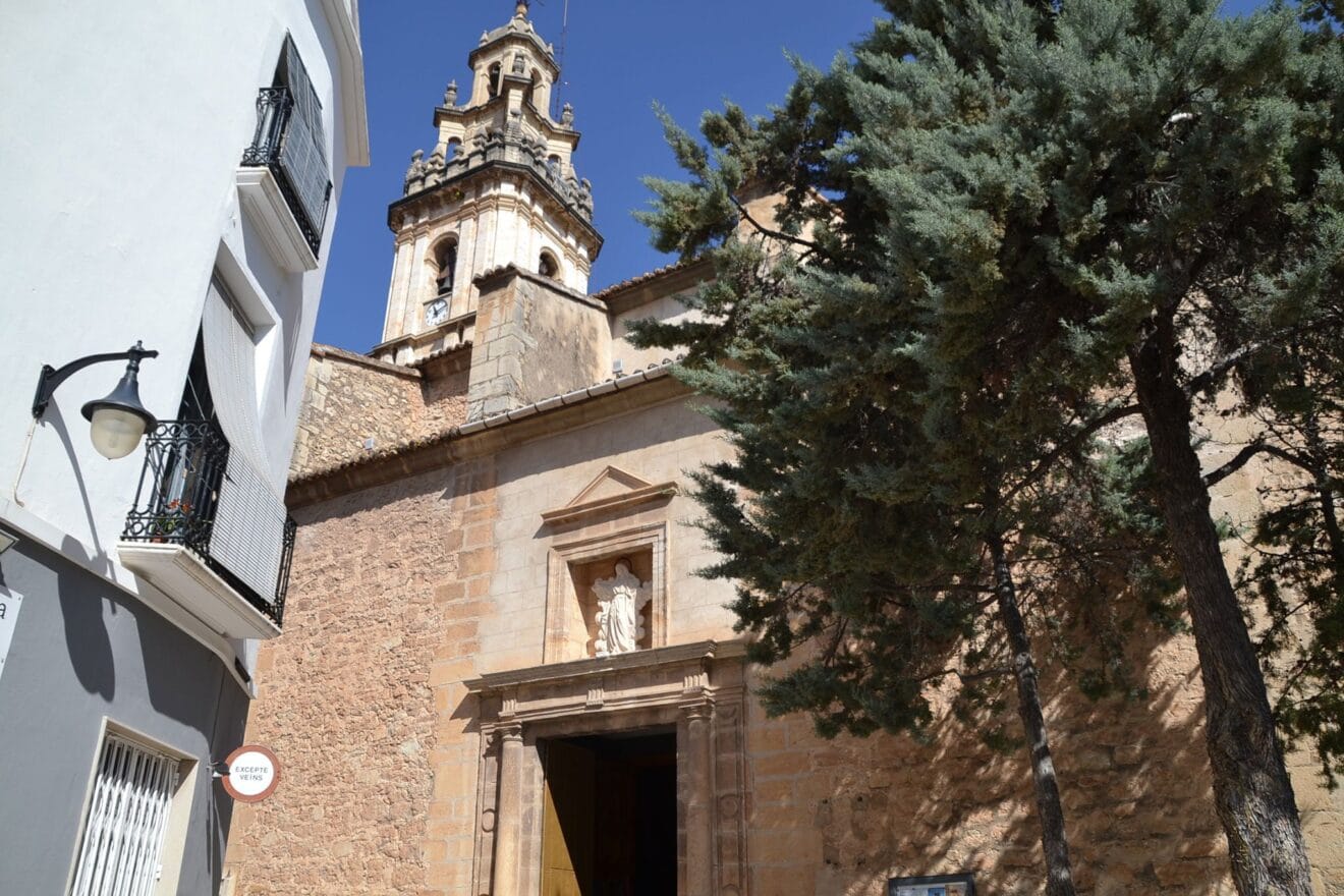 Imagen general de la iglesia de la Asunción de Pego