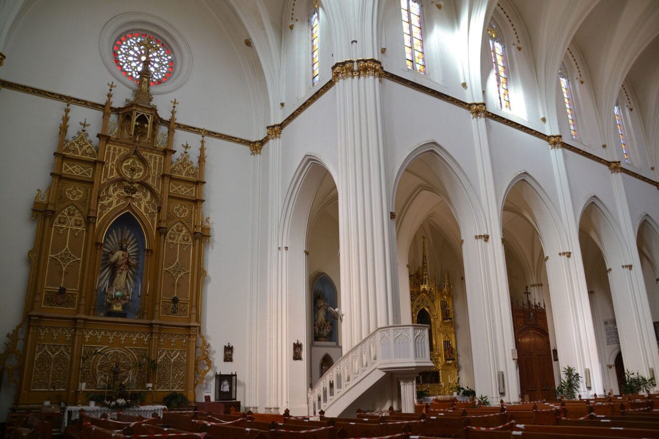 Interior de la Iglesia de la Puríssima Xiqueta de Benissa