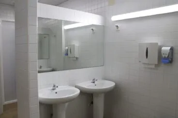 Lavabos de la piscina