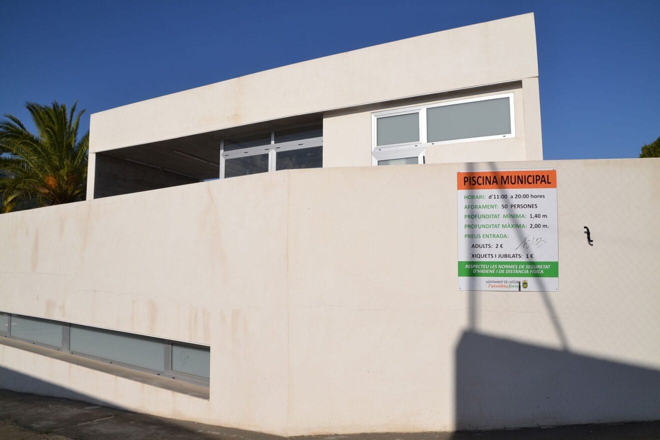 Piscina municipal de L'Atzúbia