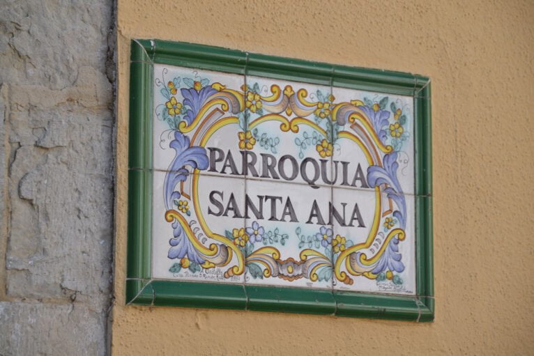 Placa en la iglesia de Castell de Castells