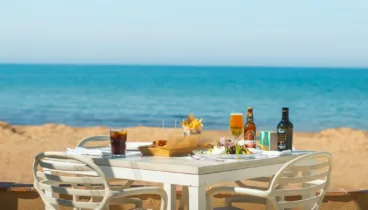 Comer en la playa de Dénia