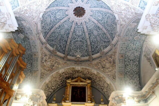 cupula esglesia santa creu pedreguer