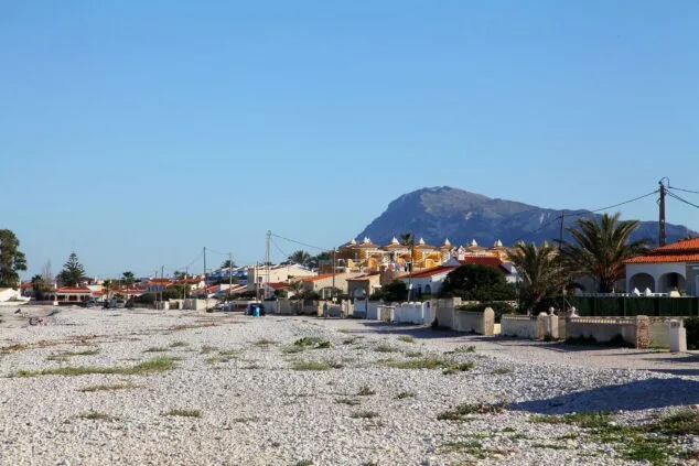 el montgo desde la playa de lalmadrava els poblets