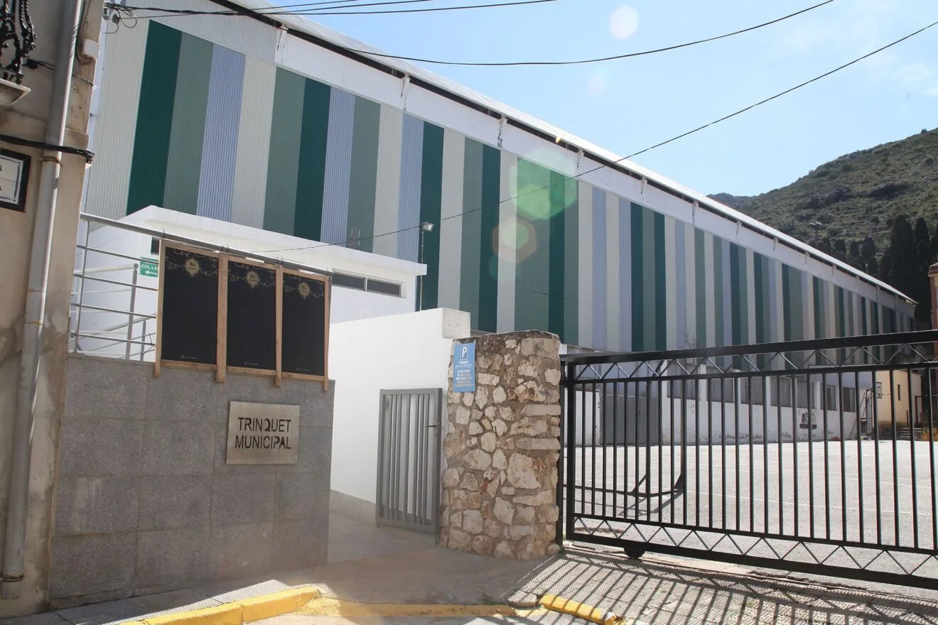 Entrada al trinquet de Pedreguer