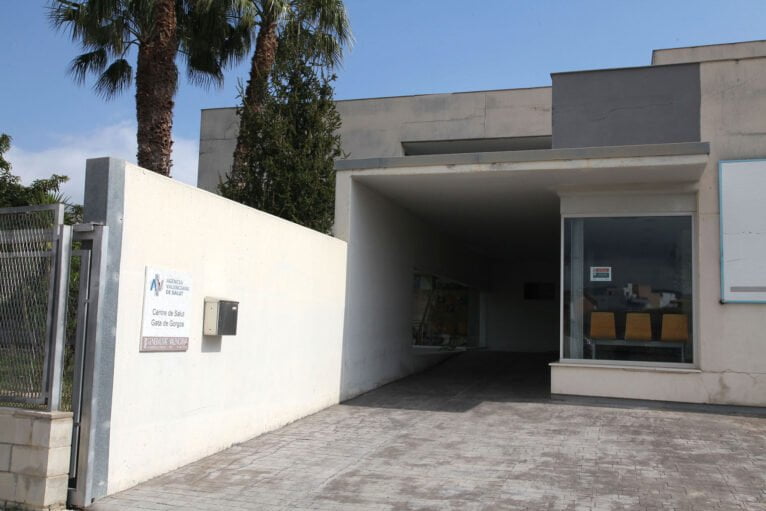 Exterior del centro de salud de Gata de Gorgos