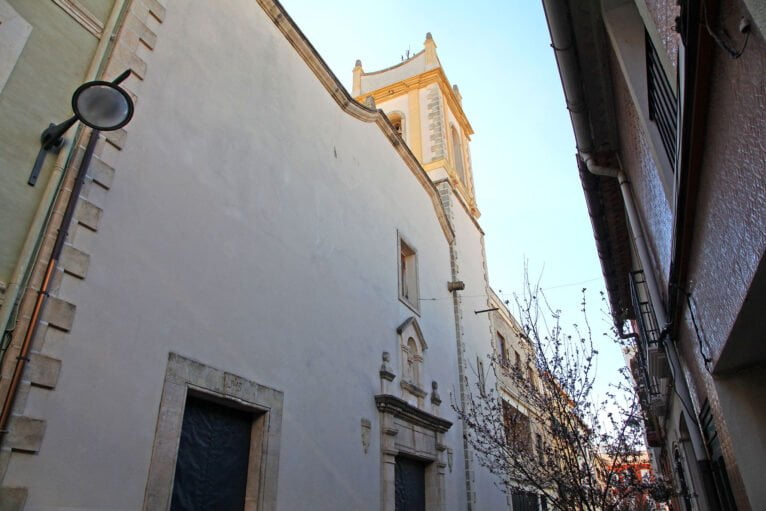 Fachada de la Iglesia de Santa Ana de Ondara