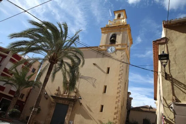 fachada principal iglesia nuestra senora rosario el verger