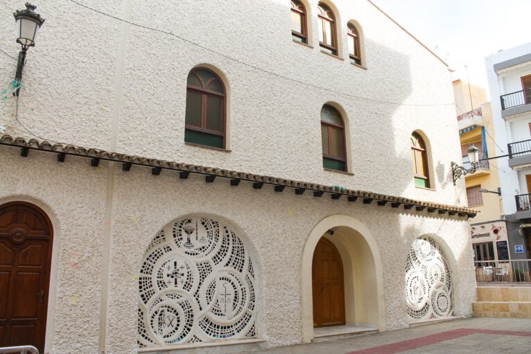 Lateral de la Iglesia de Nuestra Señora de los desamparados de Moraira