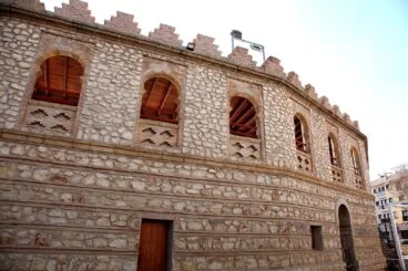 Lateral de la Plaza de Toros de Ondara