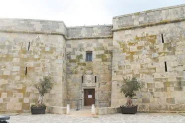 Portón del Castell de Moraira