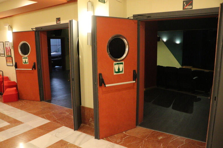 Puertas de acceso al interior del Auditorio