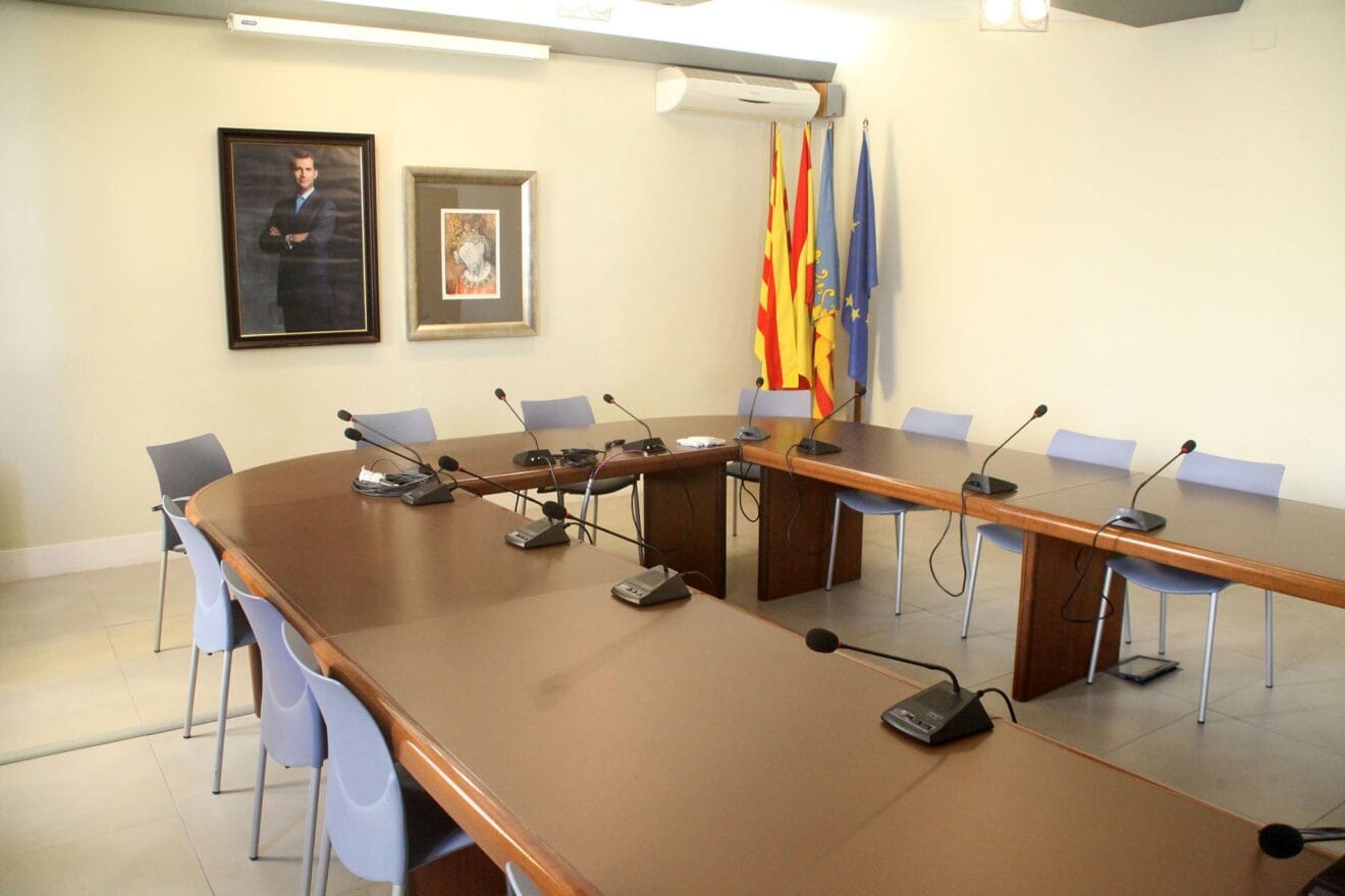 Salón de plenos del Ayuntamiento de Pedreguer