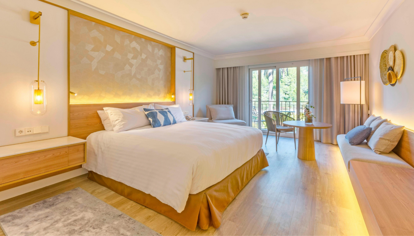 Suite con salón independiente y acabados contemporáneos