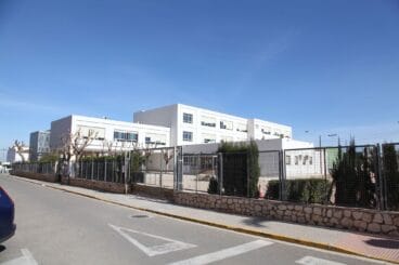 vista general colegio sanchis guarner ondara