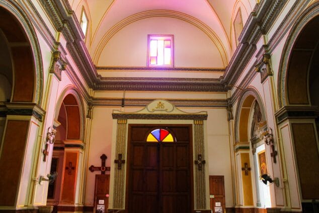 vista interior iglesia rafol almunia