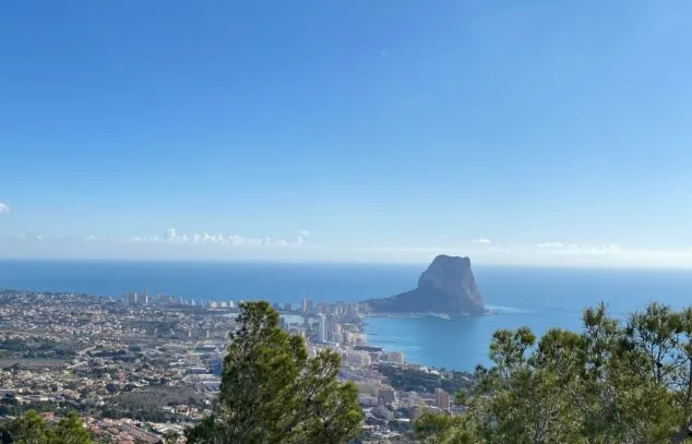 Imagen: Calp desde la Serra de Oltà