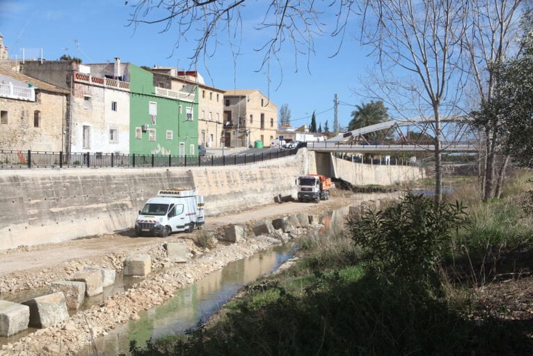 Cauce del río Girona en Beniarbeig