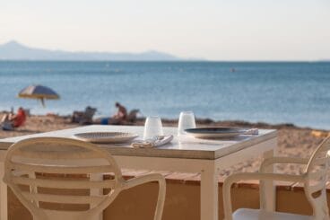 Comer en primera línea de playa – Restaurant Noguera