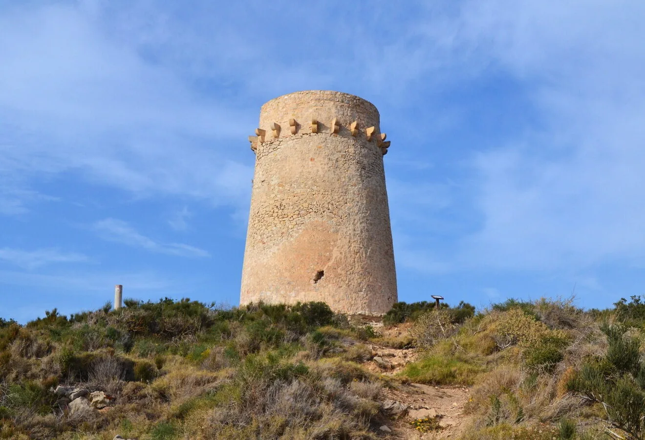 La Torre del Cap d'Or de Teulada Moraira (Imagen de Wikimedia Commons)