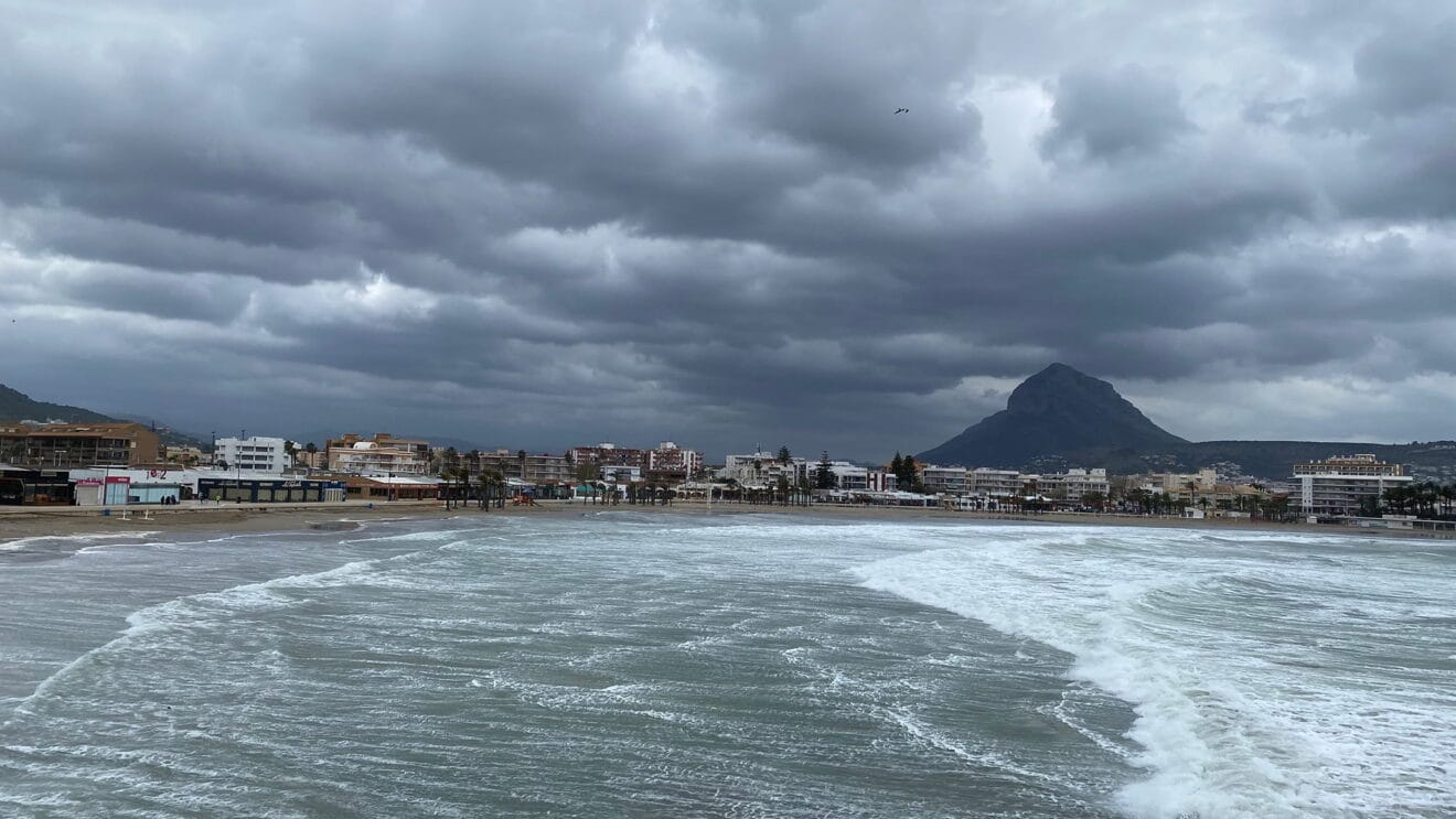 vistas-playa-arenal-de-javea