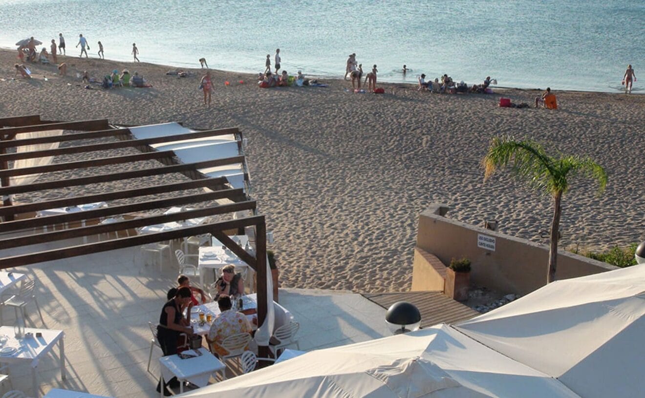 Vistas desde una terraza de Noguera Mar Hotel