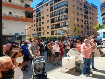 Asistentes manifestación Día del Orgullo Calp