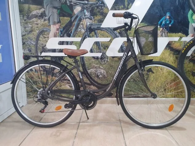 Imagen: Bicicleta de Cicles Desnivell, uno de los regalos que se pueden conseguir participando en la Marcha Solidaria