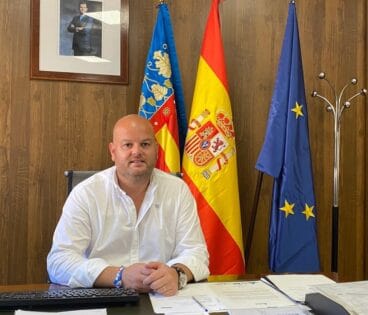 raul lobell alcalde de teulada moraira