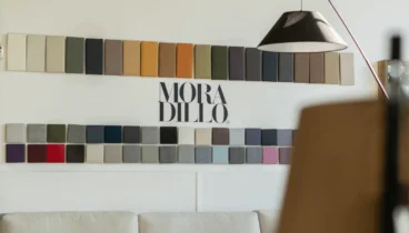 lujo accesible que transforma tu sala 1320x752 png