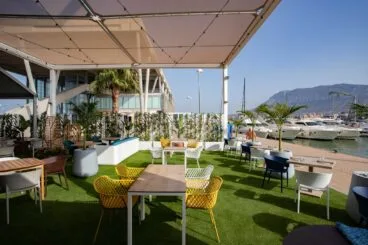 Restaurante con terraza en Denia – Restaurante Nomada