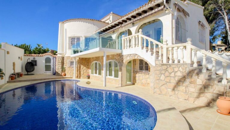 Comprar Villa Moraira - Advanced Property Group
