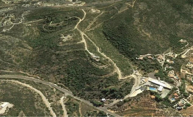 Compromís per Llíber pide la suspensión de un PAI de 480 casas por haber perdido vigencia la declaración de impacto ambiental 1 Imagen: Imagen aérea zona PAI Medina de Llíber