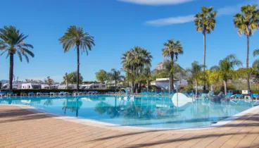 Camping con vistas al Montgó