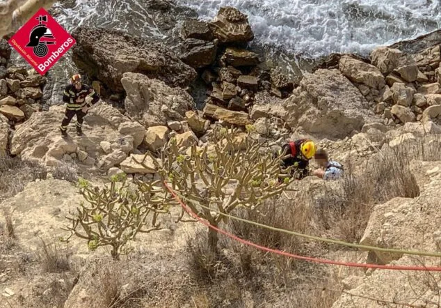 Imagen: Rescate en la Playa Arenal-Bol de Calp