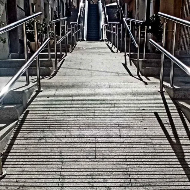 Imagen: Pintadas en la calle Vicente Pastor de Calp