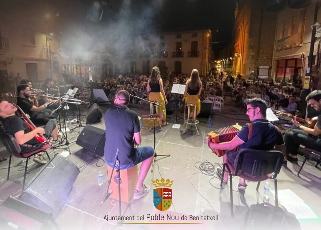 Actuación de La Llavor en Poble Nou de Benitatxell