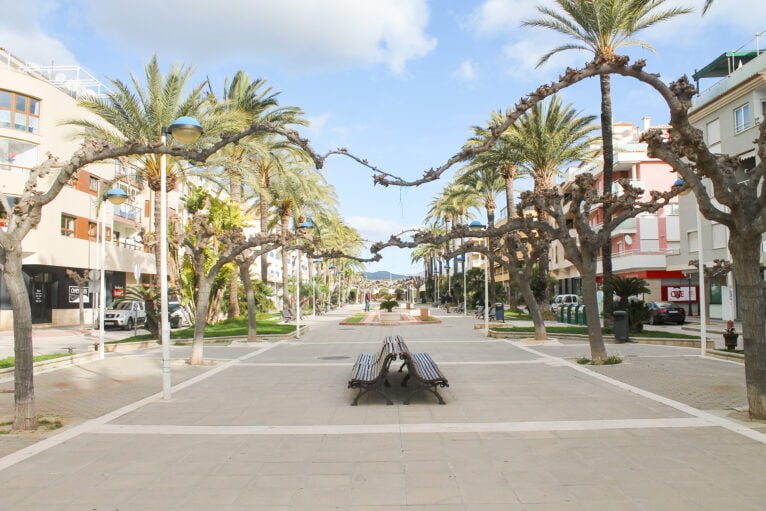 Avenida La Paz Moraira