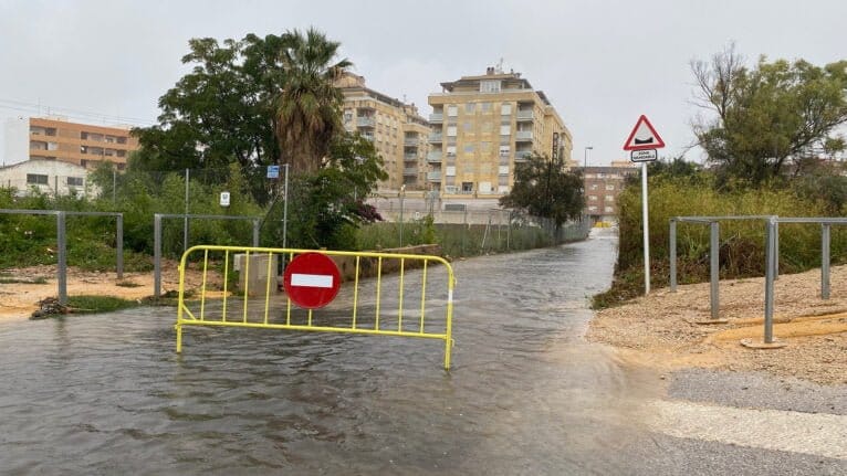 Calle inundada en Dénia 22 octubre 2021